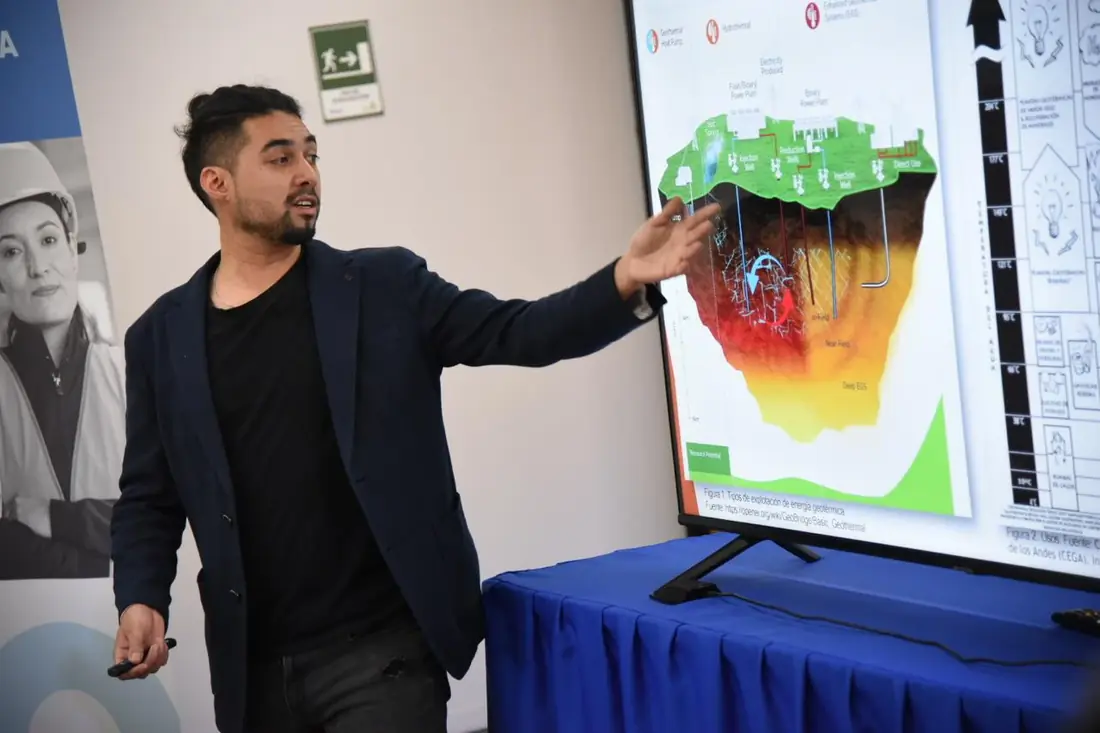 Charla de Enma sobre eficiencia energética y cambio climático ante la comunidad